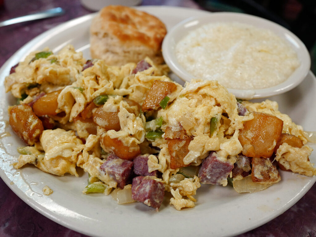 classy-diner-breakfast