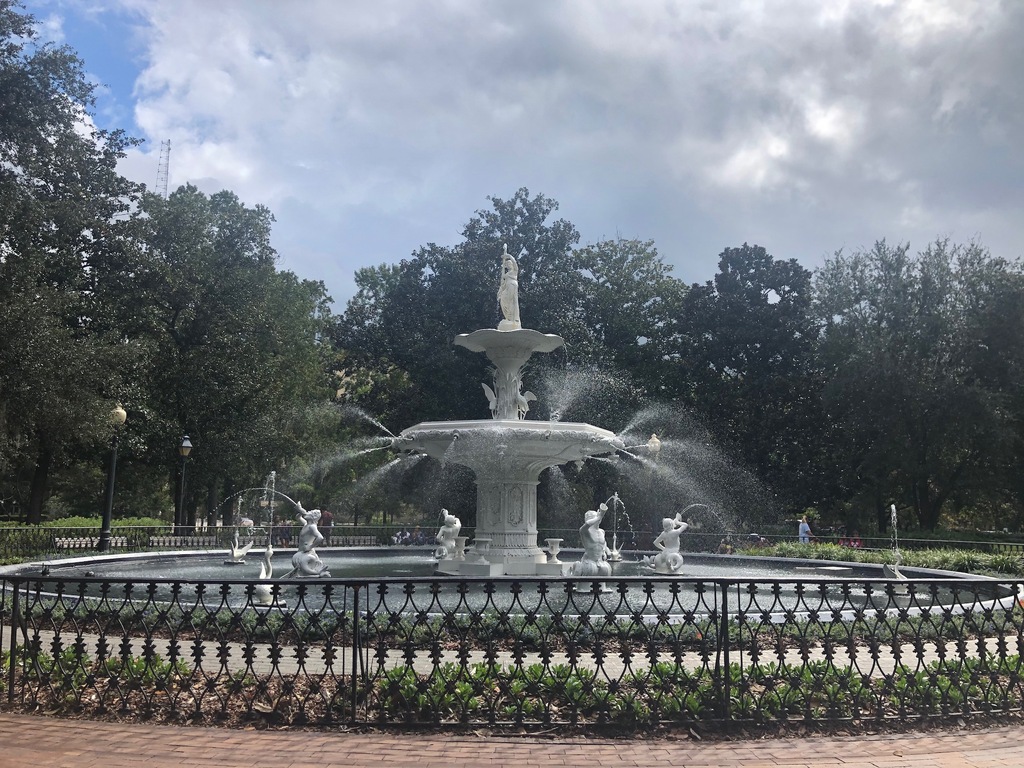 Savannah City Guide: Postcard From Savannah